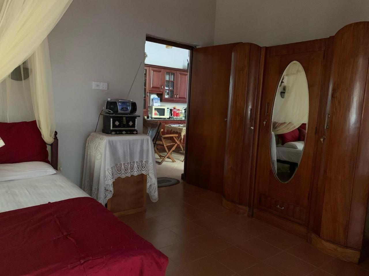 Araliya Home Stay Kandy Esterno foto