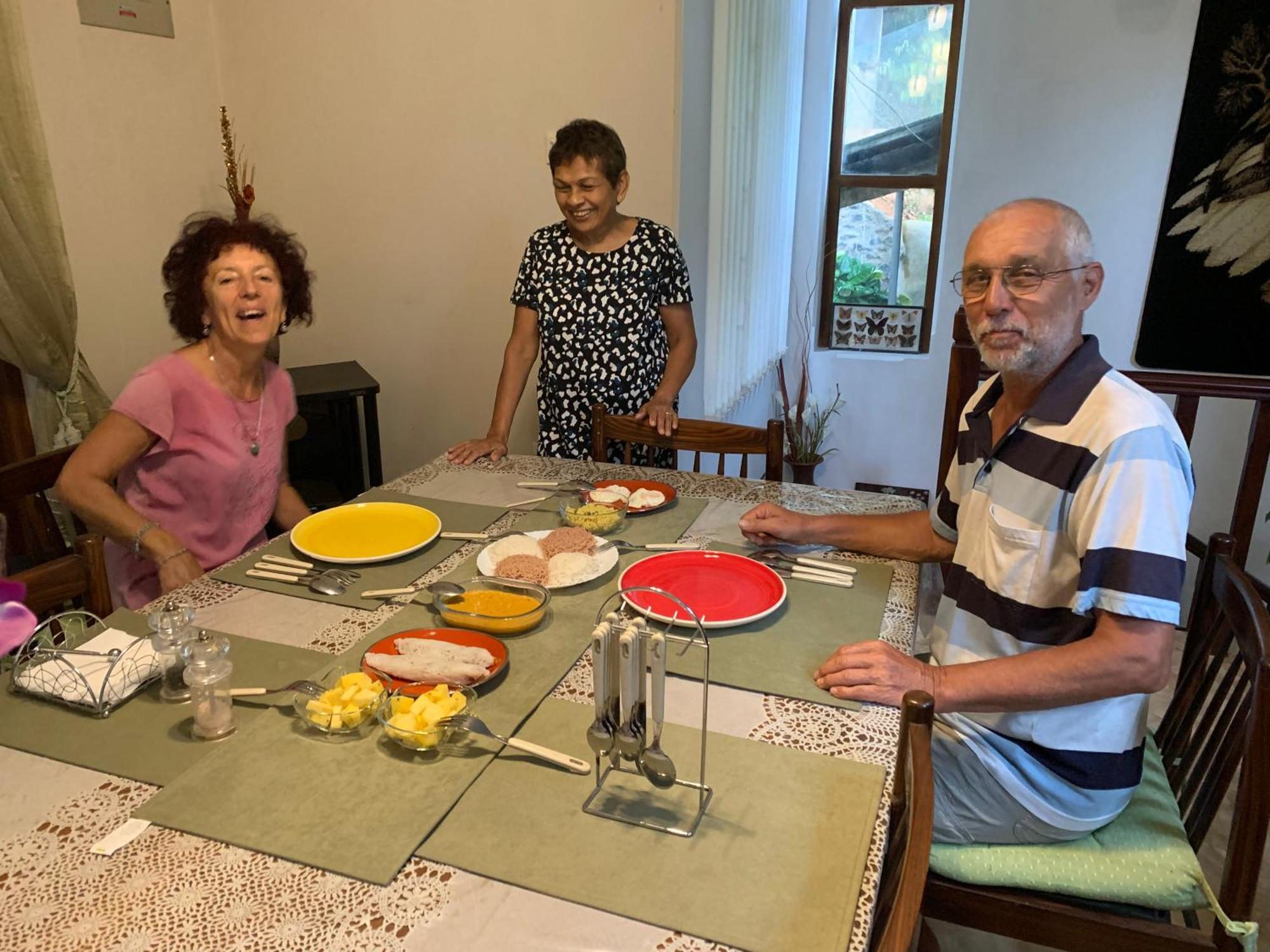 Araliya Home Stay Kandy Esterno foto