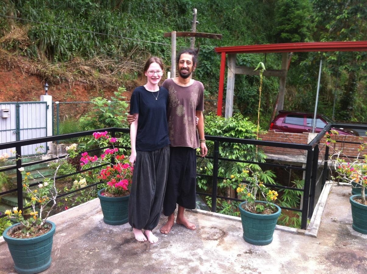 Araliya Home Stay Kandy Esterno foto